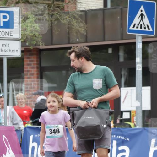 10.05.2026 - 8. Wedeler Halbmarathon Yannick Fuchs http://msf.ph/oto/9734013 10.05.2026 12:36:46 Ziel  meine-sportfotos.de