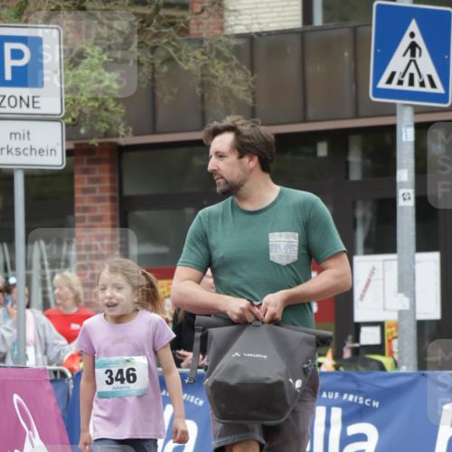 10.05.2026 - 8. Wedeler Halbmarathon Yannick Fuchs http://msf.ph/oto/9734015 10.05.2026 12:36:47 Ziel  meine-sportfotos.de