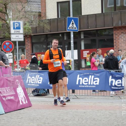 10.05.2026 - 8. Wedeler Halbmarathon Yannick Fuchs http://msf.ph/oto/9734017 10.05.2026 12:37:01 Ziel 2189 meine-sportfotos.de