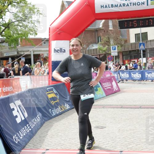 10.05.2026 - 8. Wedeler Halbmarathon Yannick Fuchs http://msf.ph/oto/9734044 10.05.2026 11:51:16 Ziel 249, 2043 meine-sportfotos.de