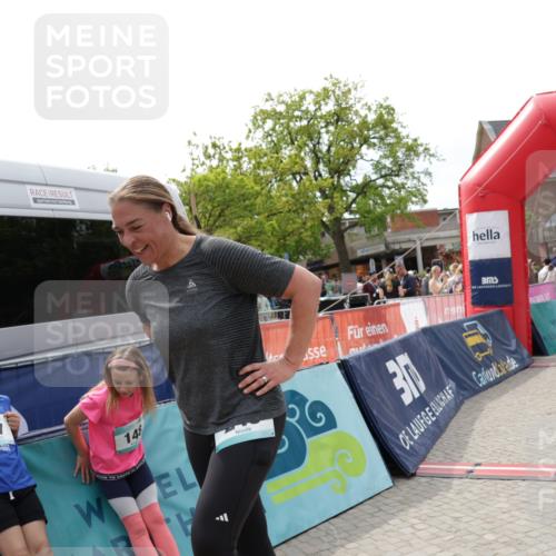 10.05.2026 - 8. Wedeler Halbmarathon Yannick Fuchs http://msf.ph/oto/9734047 10.05.2026 11:51:18 Ziel 249 meine-sportfotos.de