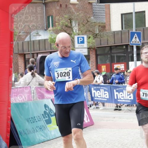 10.05.2026 - 8. Wedeler Halbmarathon Yannick Fuchs http://msf.ph/oto/9734090 10.05.2026 11:51:36 Ziel 710, 1020, 2084 meine-sportfotos.de