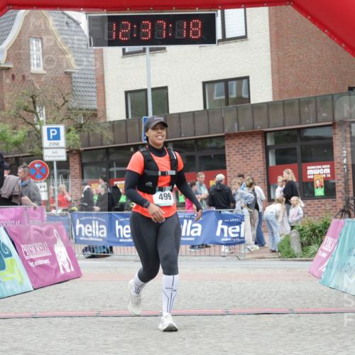 10.05.2026 - 8. Wedeler Halbmarathon Yannick Fuchs http://msf.ph/oto/9734092 10.05.2026 12:37:16 Ziel 499 meine-sportfotos.de