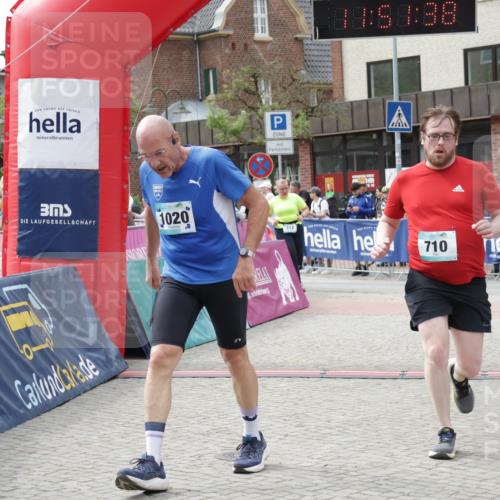 10.05.2026 - 8. Wedeler Halbmarathon Yannick Fuchs http://msf.ph/oto/9734097 10.05.2026 11:51:37 Ziel 312, 710, 1020, 2084 meine-sportfotos.de