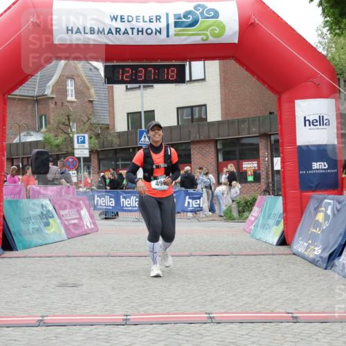 10.05.2026 - 8. Wedeler Halbmarathon Yannick Fuchs http://msf.ph/oto/9734098 10.05.2026 12:37:16 Ziel 499 meine-sportfotos.de