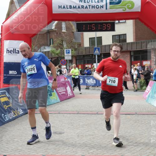 10.05.2026 - 8. Wedeler Halbmarathon Yannick Fuchs http://msf.ph/oto/9734102 10.05.2026 11:51:37 Ziel 312, 710, 1020, 2084 meine-sportfotos.de