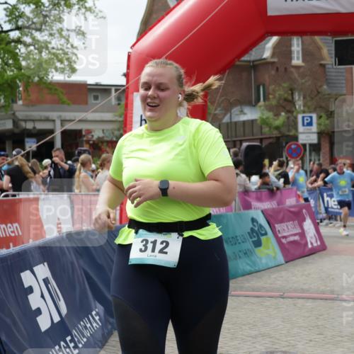 10.05.2026 - 8. Wedeler Halbmarathon Yannick Fuchs http://msf.ph/oto/9734139 10.05.2026 11:51:43 Ziel 224, 282, 312, 2108 meine-sportfotos.de
