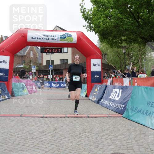 10.05.2026 - 8. Wedeler Halbmarathon Yannick Fuchs http://msf.ph/oto/9734144 10.05.2026 12:37:25 Ziel 104 meine-sportfotos.de