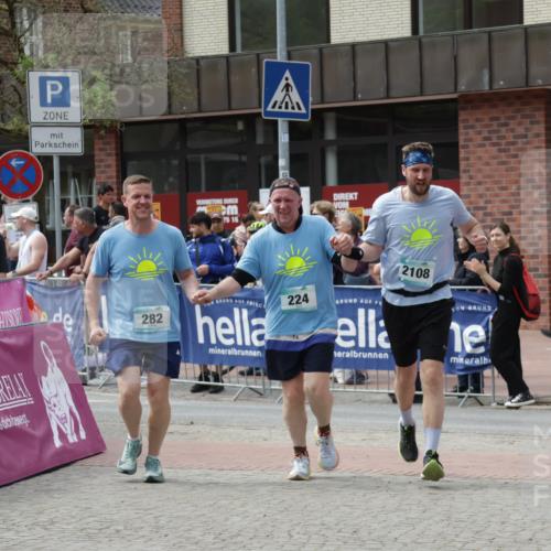 10.05.2026 - 8. Wedeler Halbmarathon Yannick Fuchs http://msf.ph/oto/9734151 10.05.2026 11:51:45 Ziel 224, 282, 312, 2108 meine-sportfotos.de