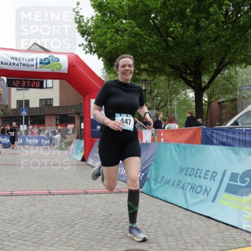 10.05.2026 - 8. Wedeler Halbmarathon Yannick Fuchs http://msf.ph/oto/9734152 10.05.2026 12:37:26 Ziel 104 meine-sportfotos.de