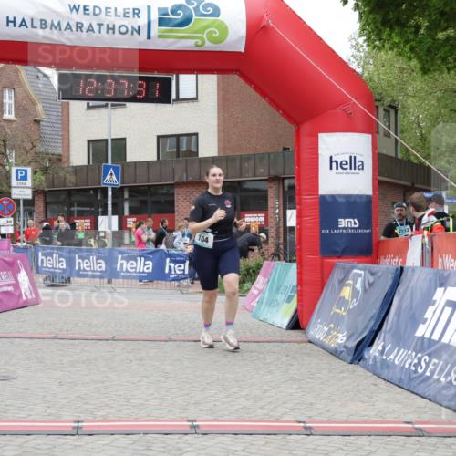 10.05.2026 - 8. Wedeler Halbmarathon Yannick Fuchs http://msf.ph/oto/9734166 10.05.2026 12:37:29 Ziel 104 meine-sportfotos.de