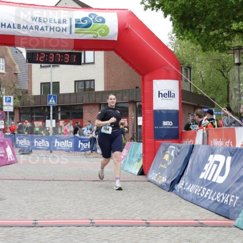 10.05.2026 - 8. Wedeler Halbmarathon Yannick Fuchs http://msf.ph/oto/9734168 10.05.2026 12:37:29 Ziel 104 meine-sportfotos.de