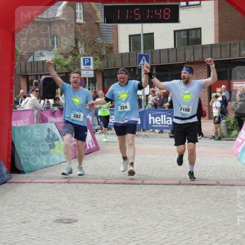 10.05.2026 - 8. Wedeler Halbmarathon Yannick Fuchs http://msf.ph/oto/9734171 10.05.2026 11:51:47 Ziel 224, 282, 312, 2108, 2191 meine-sportfotos.de