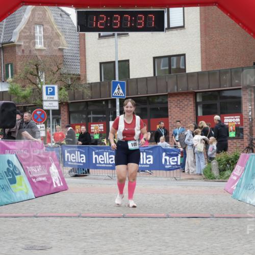 10.05.2026 - 8. Wedeler Halbmarathon Yannick Fuchs http://msf.ph/oto/9734187 10.05.2026 12:37:35 Ziel 105 meine-sportfotos.de