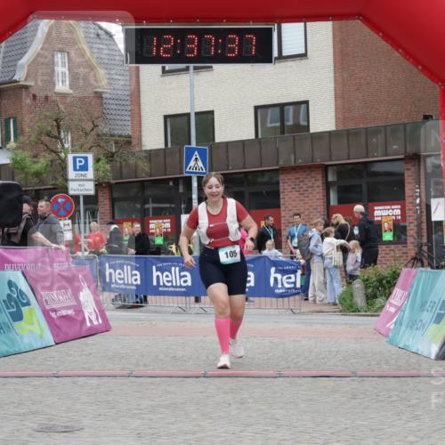 10.05.2026 - 8. Wedeler Halbmarathon Yannick Fuchs http://msf.ph/oto/9734191 10.05.2026 12:37:35 Ziel 105 meine-sportfotos.de