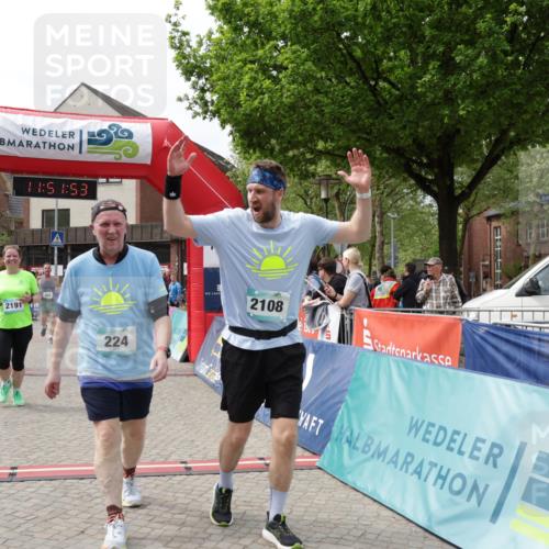10.05.2026 - 8. Wedeler Halbmarathon Yannick Fuchs http://msf.ph/oto/9734219 10.05.2026 11:51:51 Ziel 224, 282, 489, 2108, 2191 meine-sportfotos.de