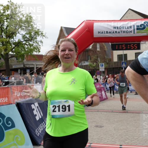 10.05.2026 - 8. Wedeler Halbmarathon Yannick Fuchs http://msf.ph/oto/9734234 10.05.2026 11:51:53 Ziel 224, 489, 675, 676, 2108, 2191 meine-sportfotos.de