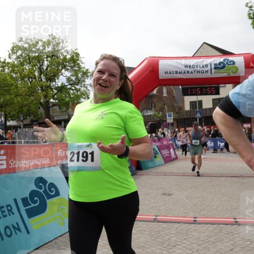 10.05.2026 - 8. Wedeler Halbmarathon Yannick Fuchs http://msf.ph/oto/9734235 10.05.2026 11:51:53 Ziel 224, 489, 675, 676, 2108, 2191 meine-sportfotos.de