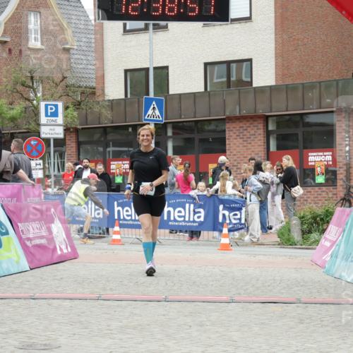 10.05.2026 - 8. Wedeler Halbmarathon Yannick Fuchs http://msf.ph/oto/9734278 10.05.2026 12:38:55 Ziel 2015 meine-sportfotos.de