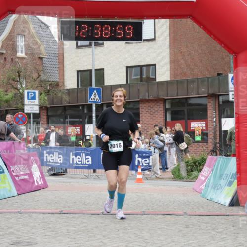 10.05.2026 - 8. Wedeler Halbmarathon Yannick Fuchs http://msf.ph/oto/9734283 10.05.2026 12:38:57 Ziel 2015 meine-sportfotos.de