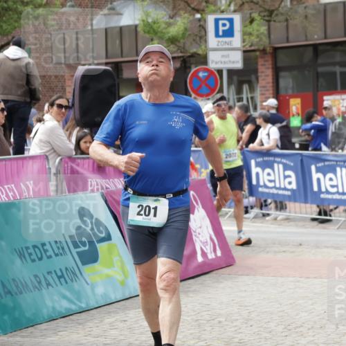 10.05.2026 - 8. Wedeler Halbmarathon Yannick Fuchs http://msf.ph/oto/9734293 10.05.2026 11:52:03 Ziel 201, 652 meine-sportfotos.de