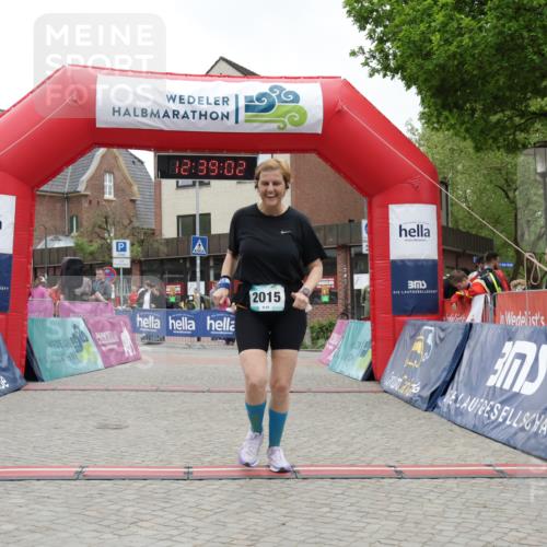 10.05.2026 - 8. Wedeler Halbmarathon Yannick Fuchs http://msf.ph/oto/9734302 10.05.2026 12:38:59 Ziel 2015 meine-sportfotos.de