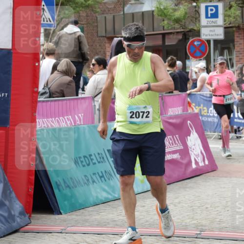 10.05.2026 - 8. Wedeler Halbmarathon Yannick Fuchs http://msf.ph/oto/9734324 10.05.2026 11:52:08 Ziel 201, 2072, 2109 meine-sportfotos.de