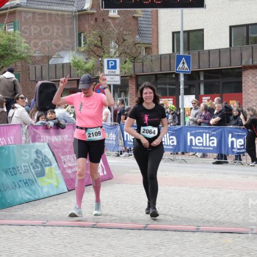 10.05.2026 - 8. Wedeler Halbmarathon Yannick Fuchs http://msf.ph/oto/9734341 10.05.2026 11:52:12 Ziel 2064, 2072, 2109 meine-sportfotos.de