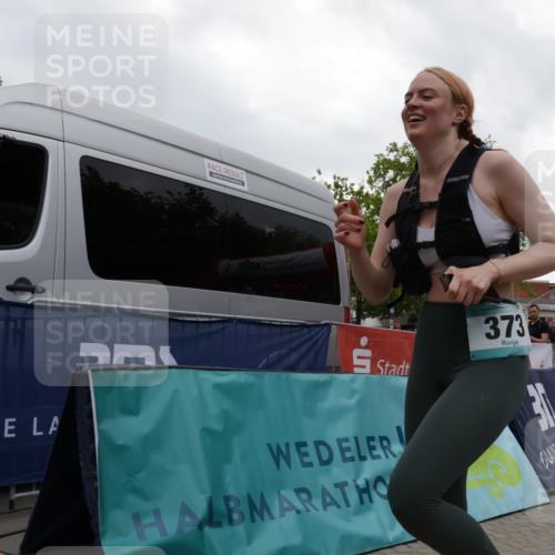 10.05.2026 - 8. Wedeler Halbmarathon Yannick Fuchs http://msf.ph/oto/9734357 10.05.2026 12:39:26 Ziel 118, 373 meine-sportfotos.de