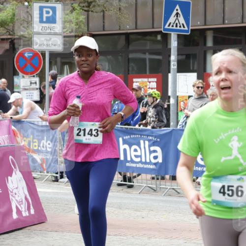 10.05.2026 - 8. Wedeler Halbmarathon Yannick Fuchs http://msf.ph/oto/9734439 10.05.2026 11:52:26 Ziel 152, 456, 715, 739, 985, 2143 meine-sportfotos.de