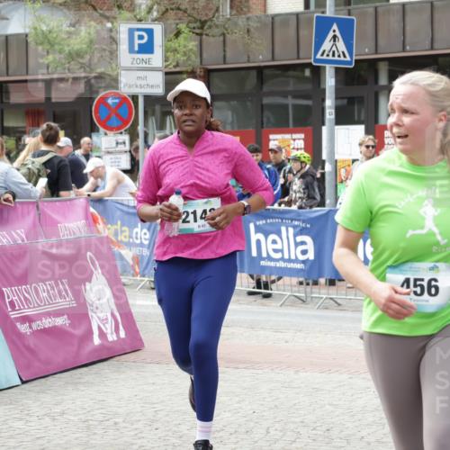 10.05.2026 - 8. Wedeler Halbmarathon Yannick Fuchs http://msf.ph/oto/9734441 10.05.2026 11:52:26 Ziel 152, 456, 715, 739, 985, 2143 meine-sportfotos.de