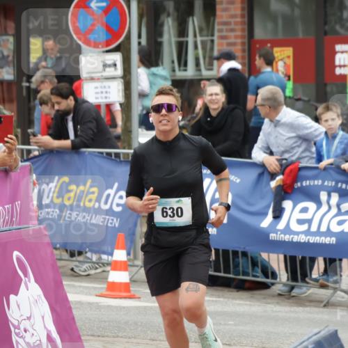 10.05.2026 - 8. Wedeler Halbmarathon Yannick Fuchs http://msf.ph/oto/9734442 10.05.2026 12:42:07 Ziel 630 meine-sportfotos.de