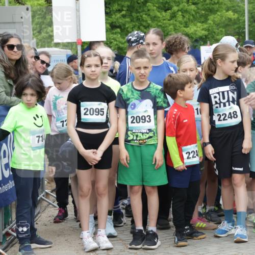 10.05.2026 - 8. Wedeler Halbmarathon Yannick Fuchs http://msf.ph/oto/9734504 10.05.2026 12:42:58 Ziel  meine-sportfotos.de