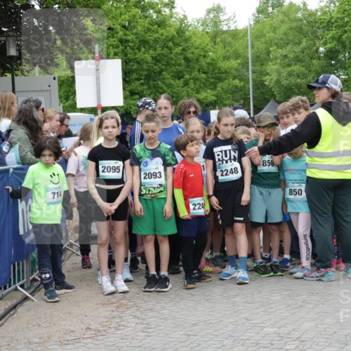 10.05.2026 - 8. Wedeler Halbmarathon Yannick Fuchs http://msf.ph/oto/9734513 10.05.2026 12:43:00 Ziel  meine-sportfotos.de