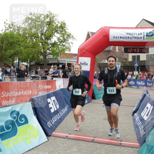 10.05.2026 - 8. Wedeler Halbmarathon Yannick Fuchs http://msf.ph/oto/9734529 10.05.2026 12:43:13 Ziel 532, 533 meine-sportfotos.de
