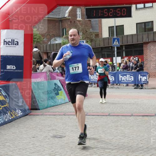 10.05.2026 - 8. Wedeler Halbmarathon Yannick Fuchs http://msf.ph/oto/9734562 10.05.2026 11:52:49 Ziel 177, 439 meine-sportfotos.de