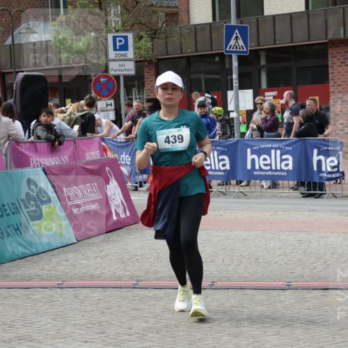 10.05.2026 - 8. Wedeler Halbmarathon Yannick Fuchs http://msf.ph/oto/9734571 10.05.2026 11:52:50 Ziel 177, 439 meine-sportfotos.de