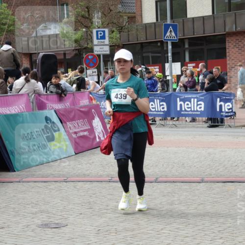 10.05.2026 - 8. Wedeler Halbmarathon Yannick Fuchs http://msf.ph/oto/9734574 10.05.2026 11:52:51 Ziel 177, 439 meine-sportfotos.de