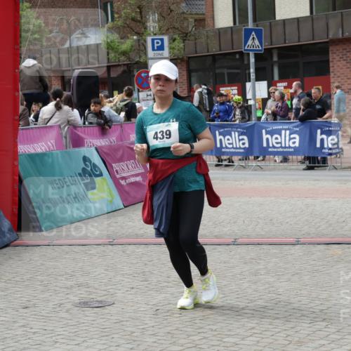 10.05.2026 - 8. Wedeler Halbmarathon Yannick Fuchs http://msf.ph/oto/9734578 10.05.2026 11:52:51 Ziel 177, 439 meine-sportfotos.de
