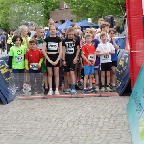 10.05.2026 - 8. Wedeler Halbmarathon Yannick Fuchs http://msf.ph/oto/9734583 10.05.2026 12:44:08 Ziel  meine-sportfotos.de