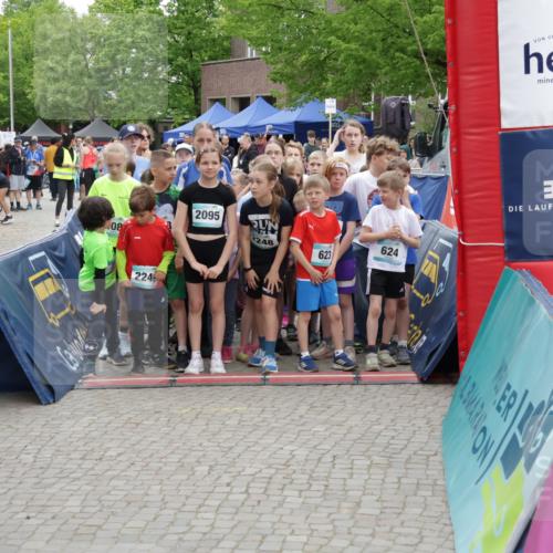 10.05.2026 - 8. Wedeler Halbmarathon Yannick Fuchs http://msf.ph/oto/9734589 10.05.2026 12:44:10 Ziel  meine-sportfotos.de