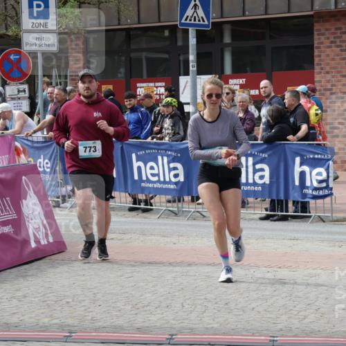 10.05.2026 - 8. Wedeler Halbmarathon Yannick Fuchs http://msf.ph/oto/9734598 10.05.2026 11:52:57 Ziel 123, 773 meine-sportfotos.de