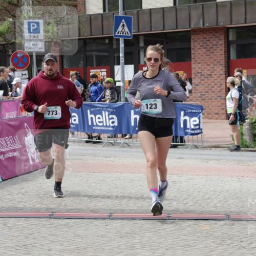 10.05.2026 - 8. Wedeler Halbmarathon Yannick Fuchs http://msf.ph/oto/9734605 10.05.2026 11:52:58 Ziel 123, 773 meine-sportfotos.de