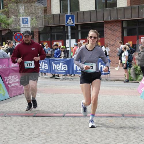 10.05.2026 - 8. Wedeler Halbmarathon Yannick Fuchs http://msf.ph/oto/9734611 10.05.2026 11:52:58 Ziel 123, 773 meine-sportfotos.de