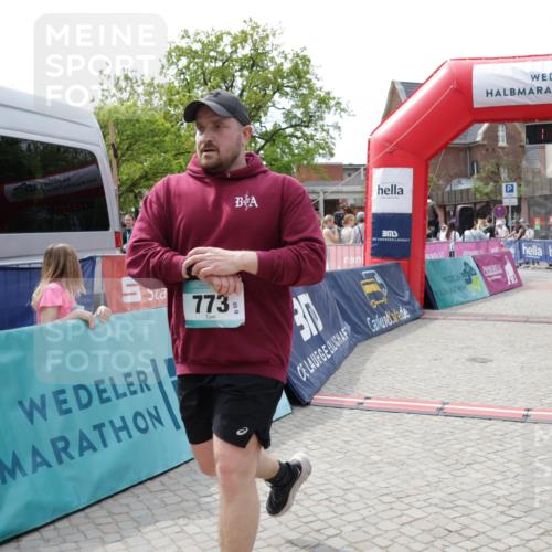 10.05.2026 - 8. Wedeler Halbmarathon Yannick Fuchs http://msf.ph/oto/9734636 10.05.2026 11:53:01 Ziel 123, 773 meine-sportfotos.de