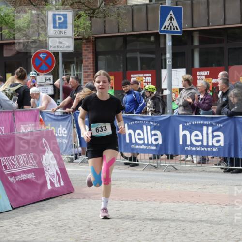 10.05.2026 - 8. Wedeler Halbmarathon Yannick Fuchs http://msf.ph/oto/9734641 10.05.2026 11:53:15 Ziel 633 meine-sportfotos.de