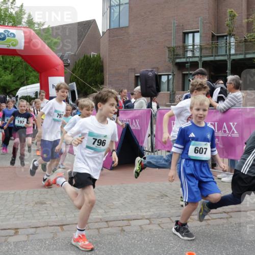 10.05.2026 - 8. Wedeler Halbmarathon Yannick Fuchs http://msf.ph/oto/9734681 10.05.2026 12:45:01 Ziel  meine-sportfotos.de