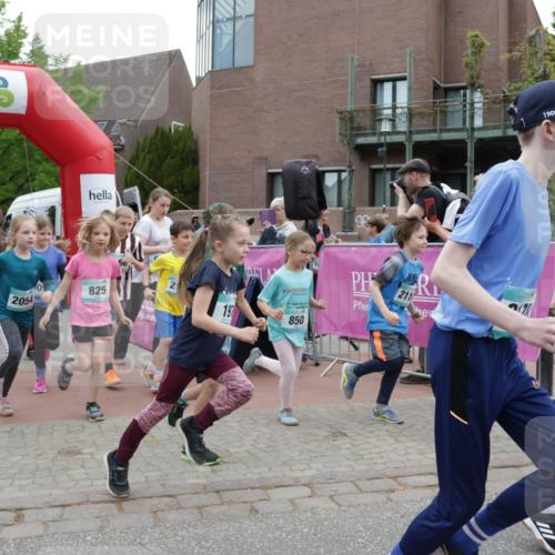 10.05.2026 - 8. Wedeler Halbmarathon Yannick Fuchs http://msf.ph/oto/9734692 10.05.2026 12:45:02 Ziel  meine-sportfotos.de