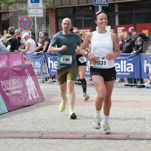 10.05.2026 - 8. Wedeler Halbmarathon Yannick Fuchs http://msf.ph/oto/9734705 10.05.2026 11:53:25 Ziel 23, 140, 1031, 2137 meine-sportfotos.de