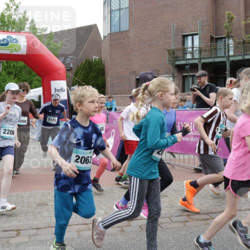 10.05.2026 - 8. Wedeler Halbmarathon Yannick Fuchs http://msf.ph/oto/9734706 10.05.2026 12:45:03 Ziel  meine-sportfotos.de